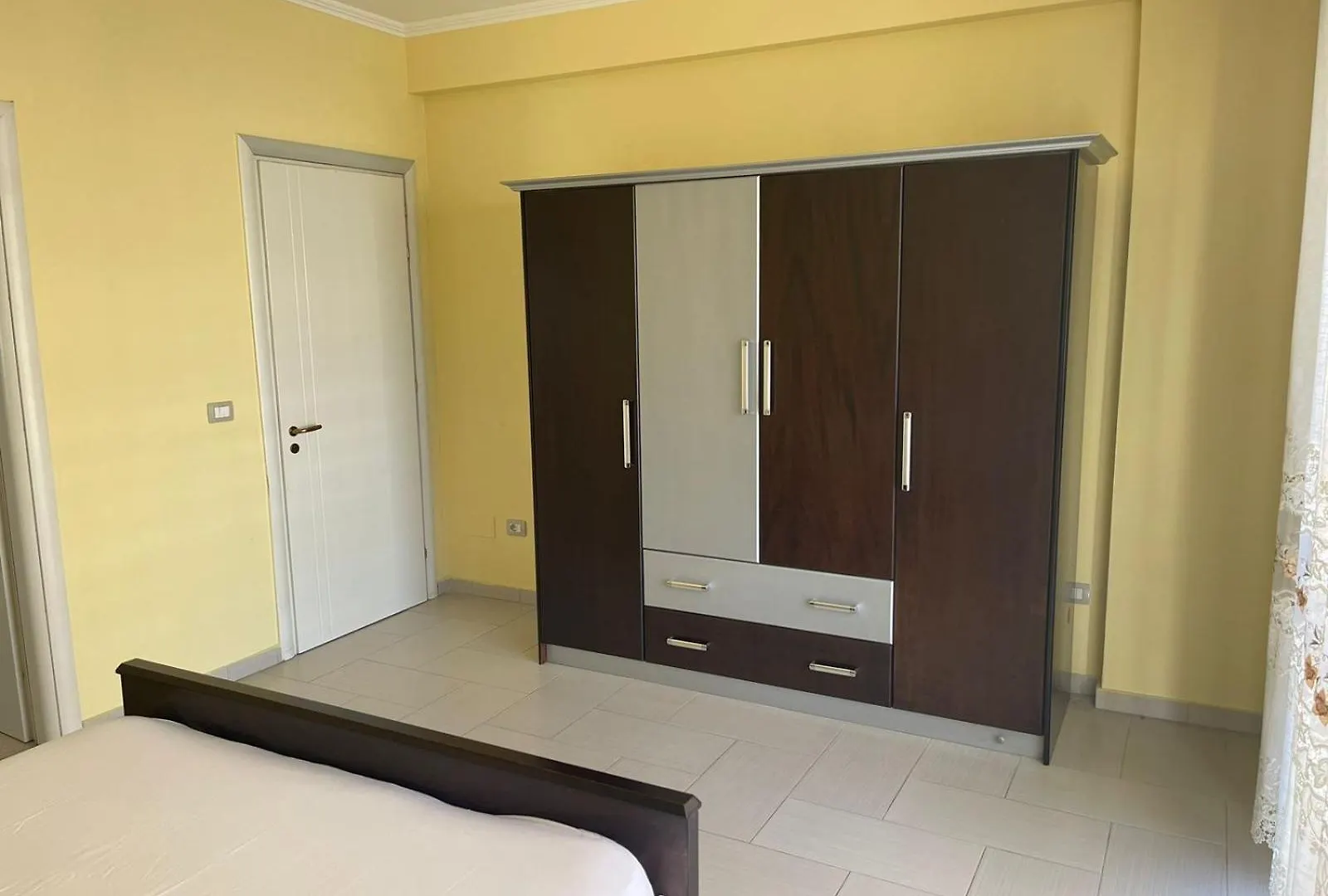 Apartament Noel Vlorë Albânia